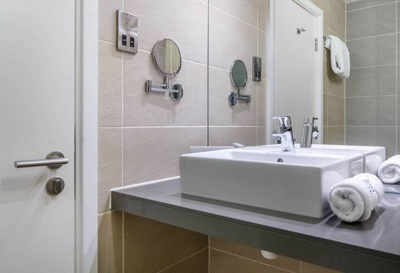 Классический Номер, Garner Hotel Preston Samlesbury, An Ihg