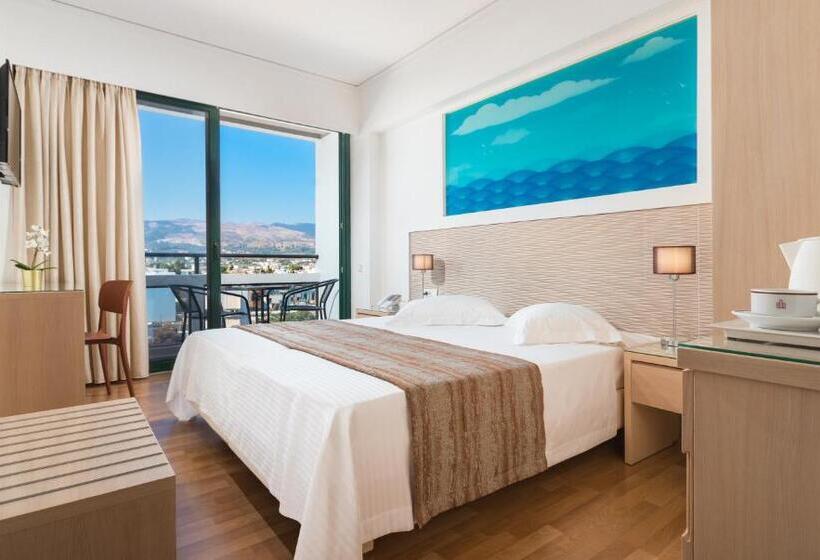 デラックススタジオ, Alexandra Hotel&apartments