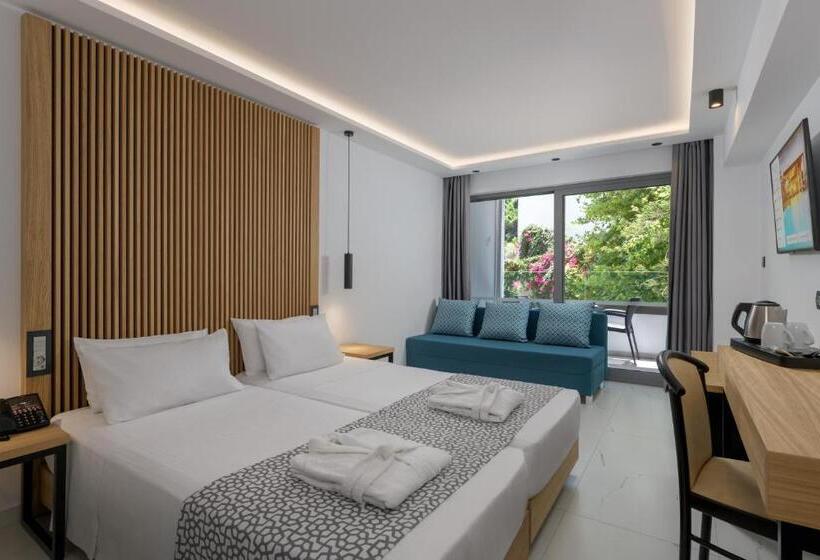Трехместный Номер Superior, Oceanis Beach