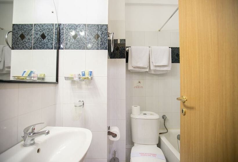 اتاق استاندارد با چشم‌انداز دریا, Tzaki Hotel & Restaurant Patras