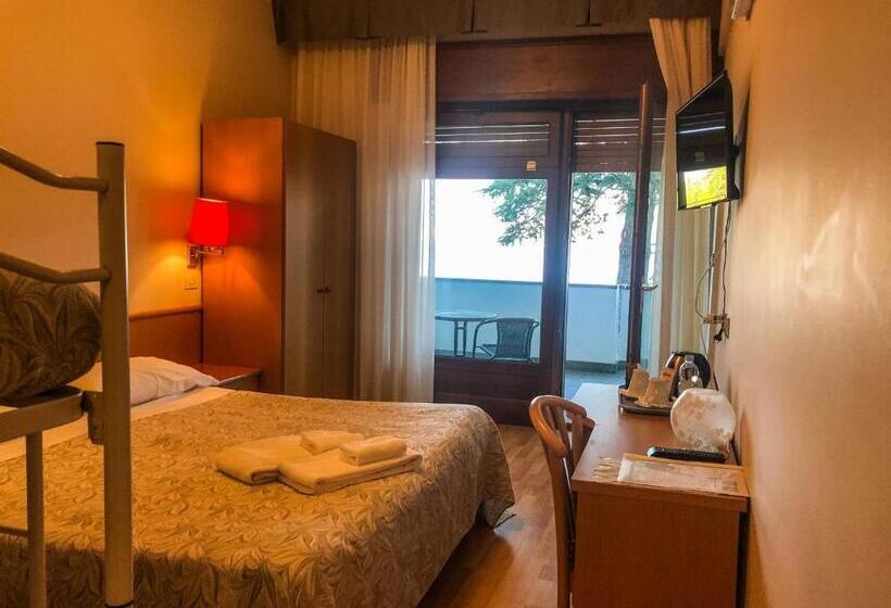 4인용 스탠다드 룸, Chalet Del Lago