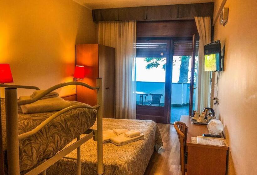 4인용 스탠다드 룸, Chalet Del Lago