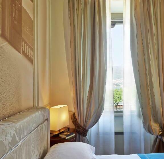 غرفة كلاسيكية مطلّة علي البحيرة, Albergo Terminus