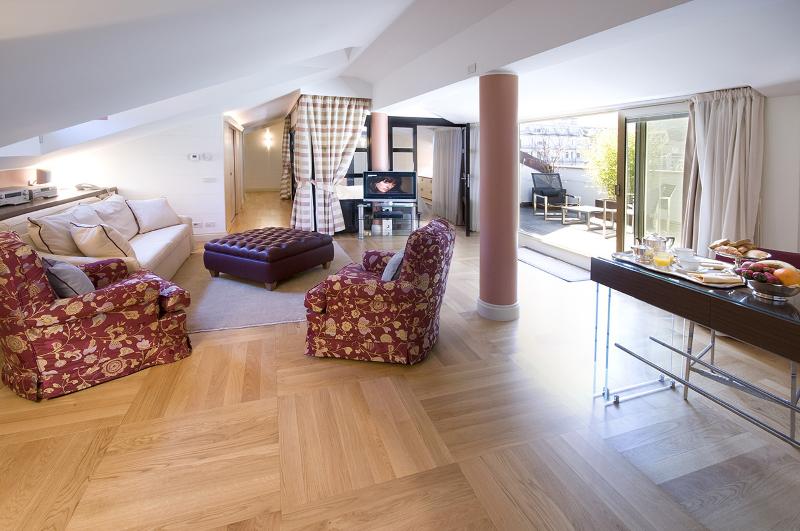 جناح, Albergo Terminus