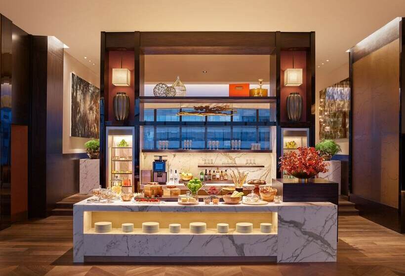 اتاق کلاب, Grand Hyatt Hong Kong