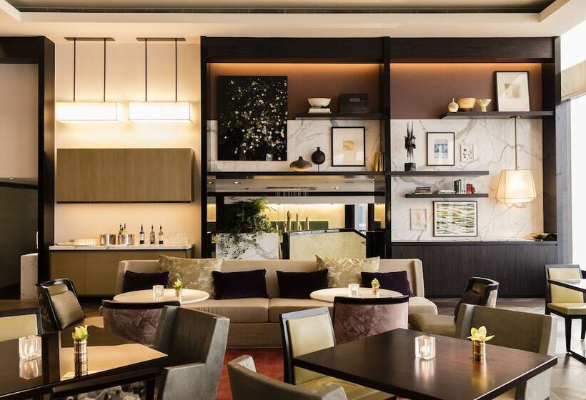 اتاق کلاب, Grand Hyatt Hong Kong