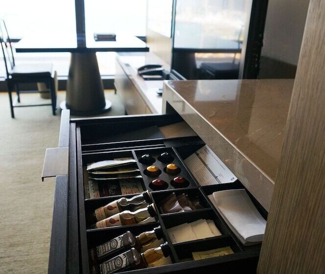 اتاق کلاب, Grand Hyatt Hong Kong