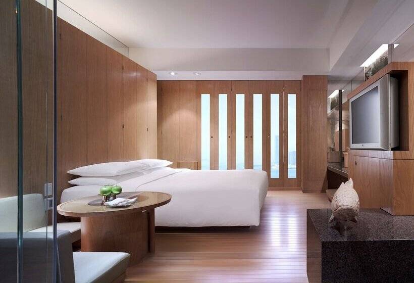 اتاق استاندارد با تخت دوبل و چشم‌انداز, Grand Hyatt Hong Kong
