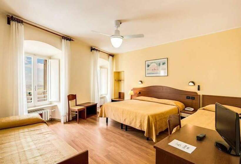 اتاق استاندارد چهار تخته, Roma