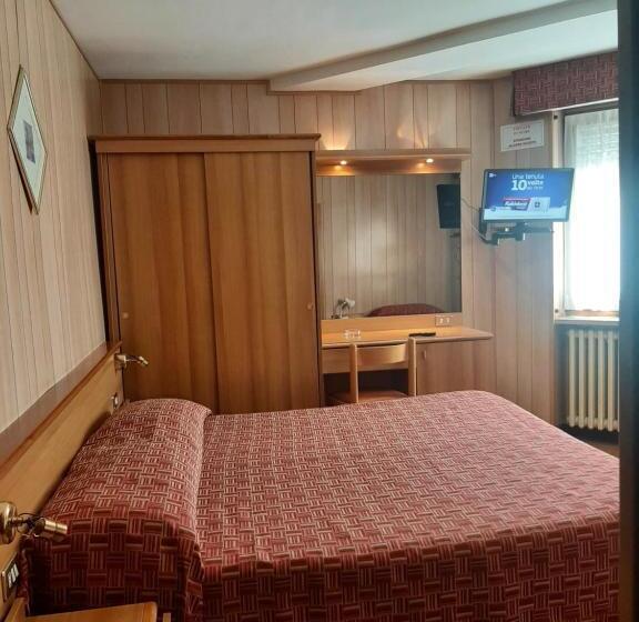 Семейный Номер, Albergo Panice