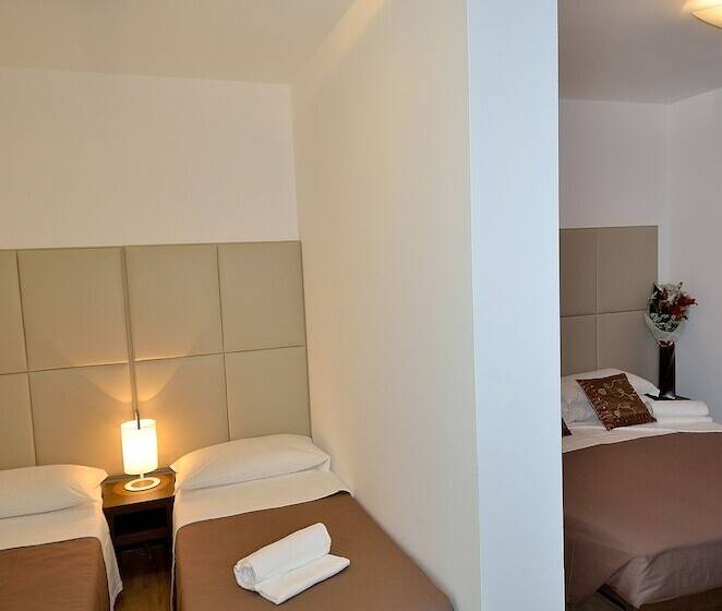 4 Bett Standardzimmer, San Giuliano