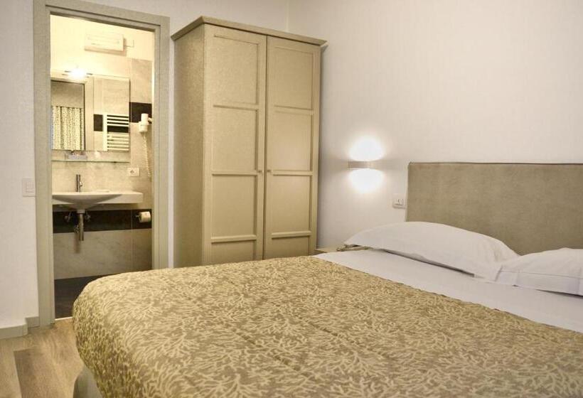 Quarto Estandar, Tiffany