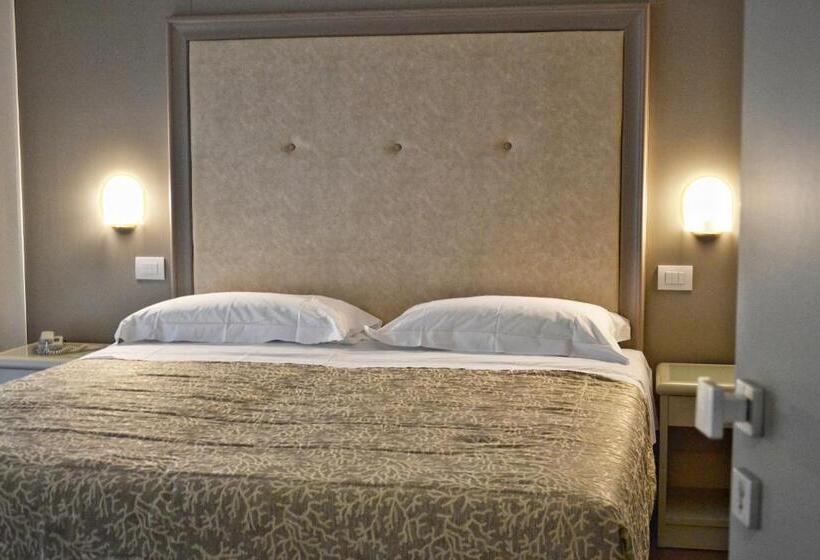 Quarto Estandar com Sacada, Tiffany
