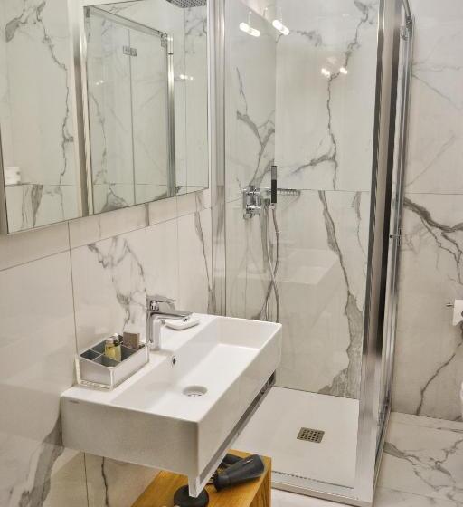 Quarto Estandar com Sacada, Tiffany