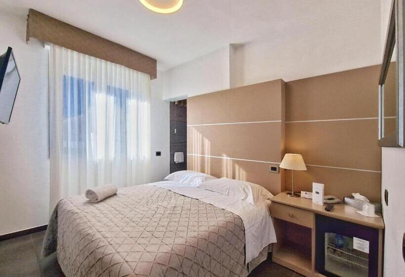 Quarto Economy, Tiffany