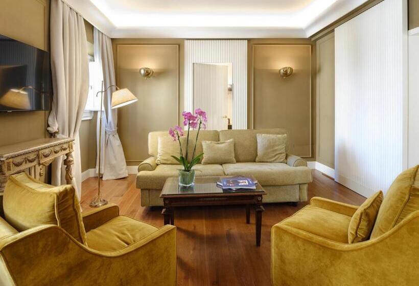 سوئیت پنت هاوس, Regency   Small Luxury Hotels Of The World
