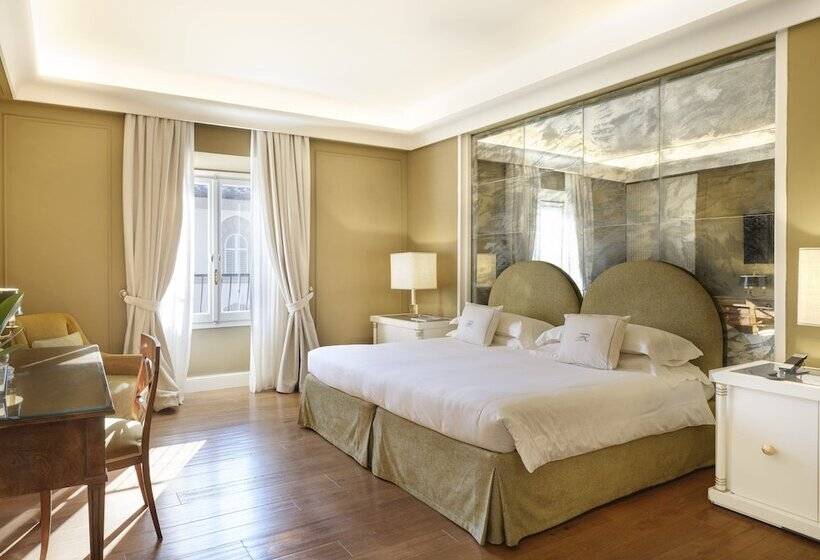 سوئیت پنت هاوس, Regency   Small Luxury Hotels Of The World