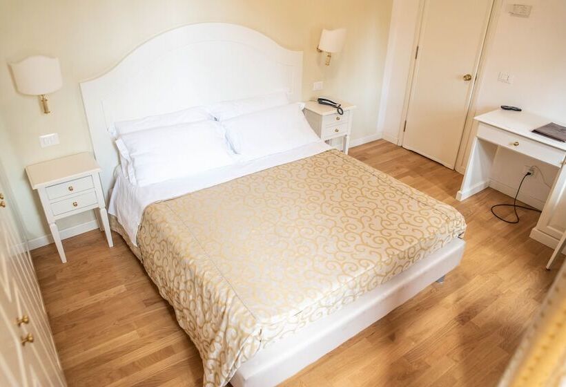 اتاق استاندارد, Grand Hotel Duomo