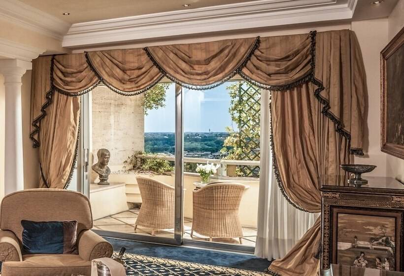 سوئیت کلاب, Rome Cavalieri A Waldorf Astoria