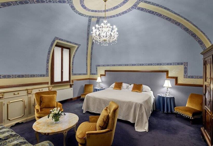 Suite, Accademia