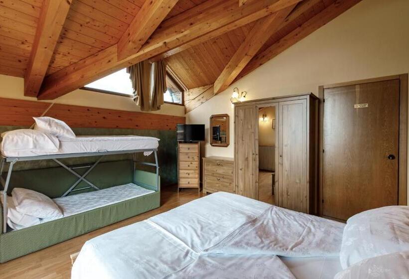 Четырехместный Номер Стандарт, B&b La Montanara