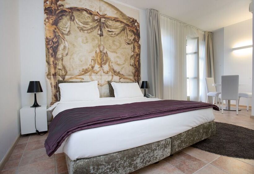 Номер Стандарт, Castello Di Santa Vittoria