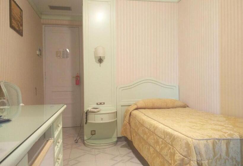 Номер Стандарт Индивидуальный, Grand Hotel Europa Palace