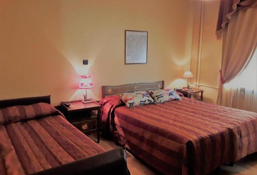 اتاق استاندارد سه نفره, Savoy Sestriere