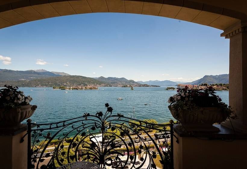 اتاق لوکس با چشم‌انداز, Villa E Palazzo Aminta