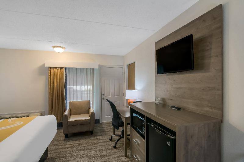 اتاق کلوب با چشم‌انداز, Ana Intercontinental Manza Beach Resort, An Ihg