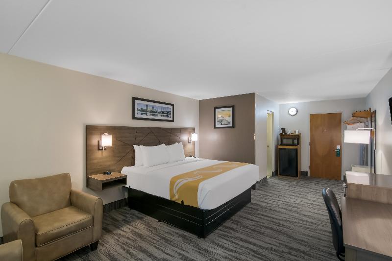 اتاق کلوب با چشم‌انداز, Ana Intercontinental Manza Beach Resort, An Ihg