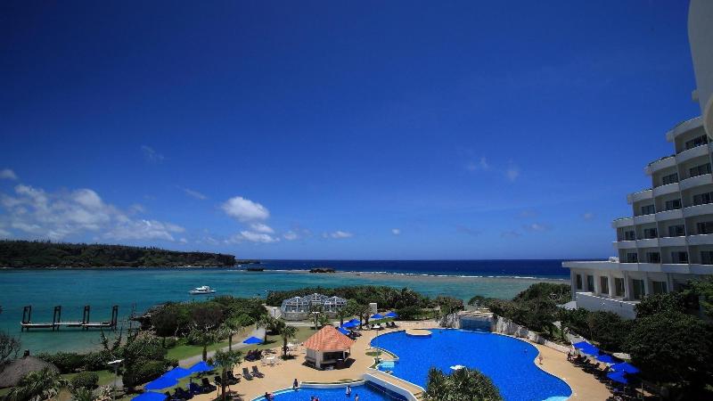 اتاق سوپریور با چشم‌انداز, Ana Intercontinental Manza Beach Resort, An Ihg