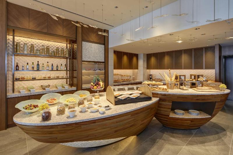 سوئیت کلاب, Ana Intercontinental Manza Beach Resort, An Ihg