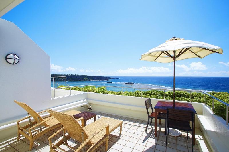 سوئیت کلاب, Ana Intercontinental Manza Beach Resort, An Ihg