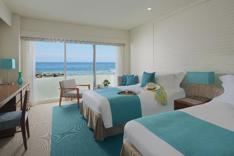 اتاق سوپریور با چشم‌انداز دریا, Ana Intercontinental Manza Beach Resort, An Ihg