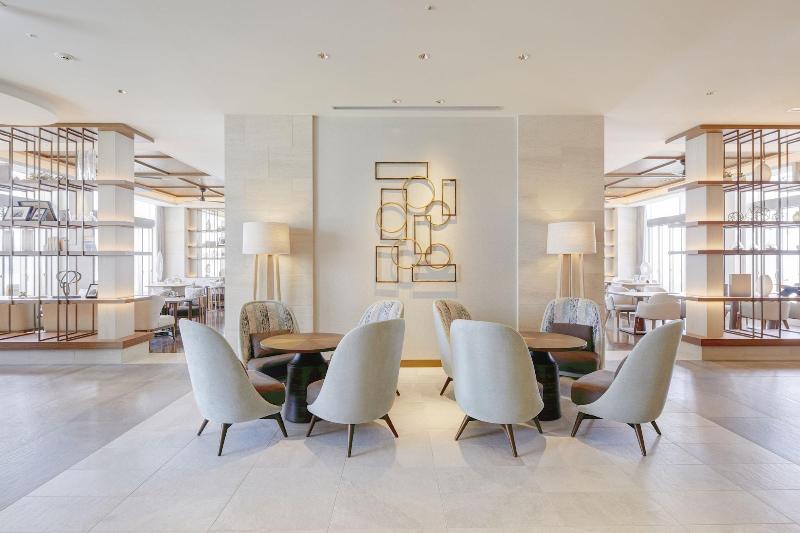 سوئیت کلاب, Ana Intercontinental Manza Beach Resort, An Ihg
