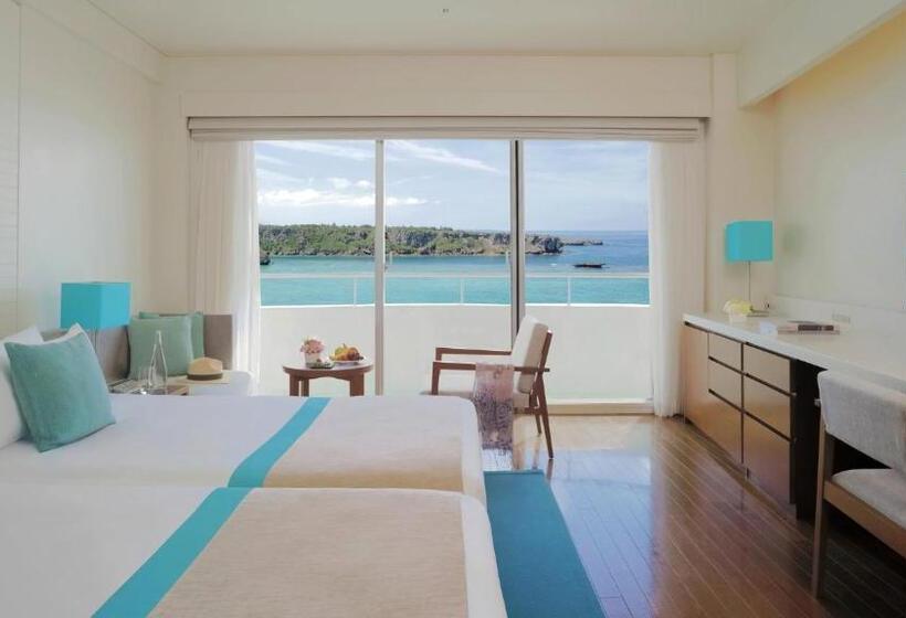 اتاق کلوب با چشم‌انداز, Ana Intercontinental Manza Beach Resort, An Ihg