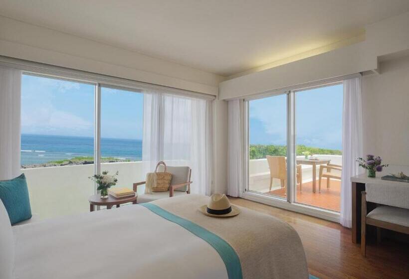 اتاق کلاب با تراس, Ana Intercontinental Manza Beach Resort, An Ihg