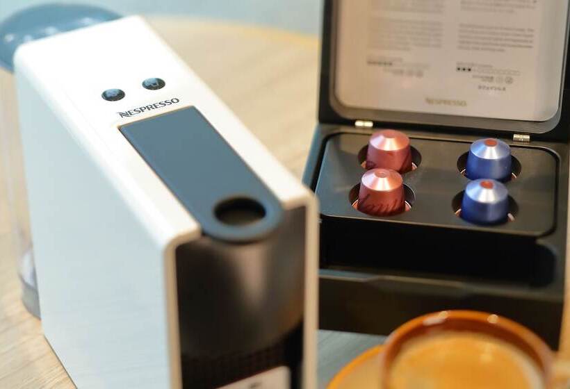 Номер Deluxe, Miyako Hotel Hakata