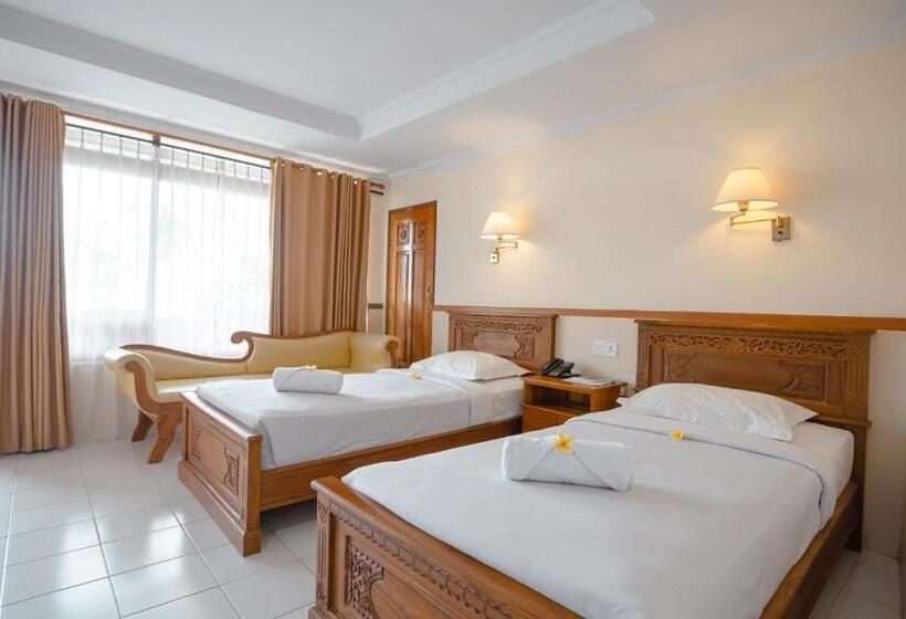 Номер Deluxe, Palm Beach Hotel Bali