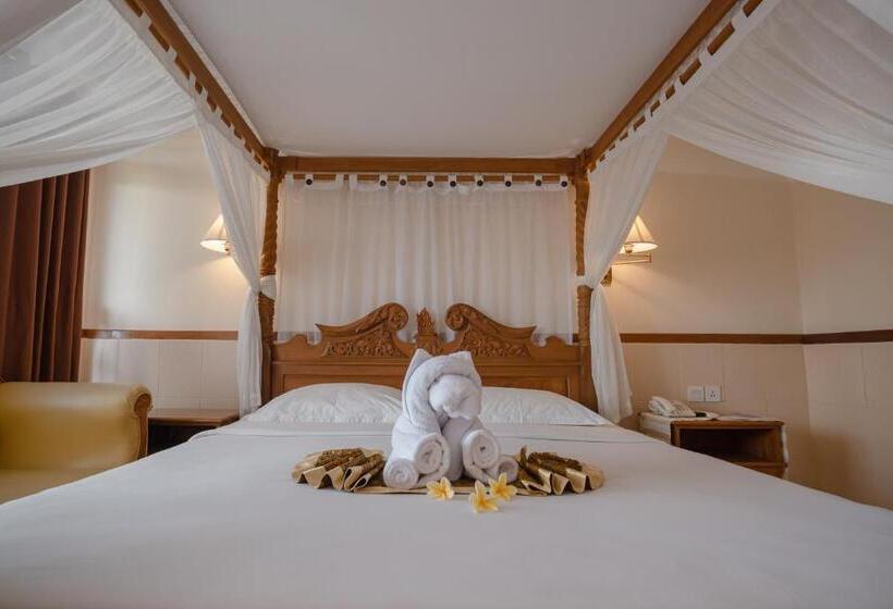 Номер Deluxe, Palm Beach Hotel Bali