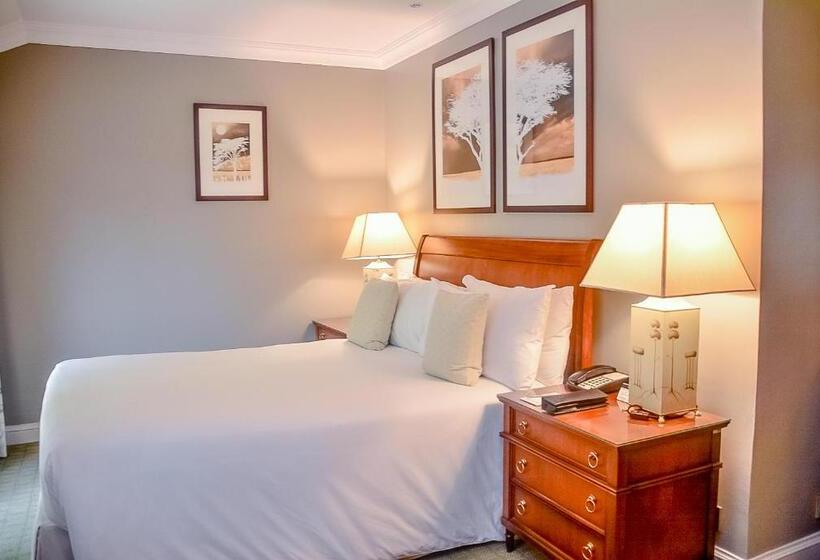 اتاق لوکس با تخت بزرگ, Fairmont The Norfolk