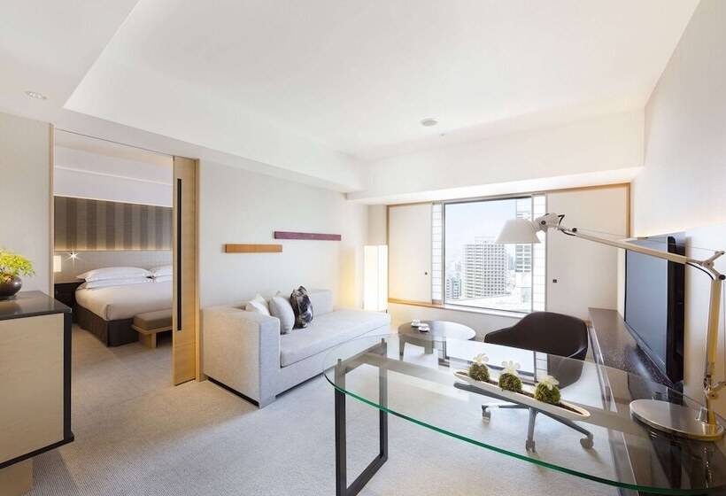 Executive Suite King Bed, Hilton Tokyo