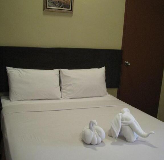اتاق استاندارد, Mersing Merlin Inn
