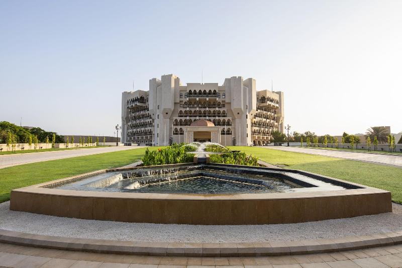 Номер Deluxe Вид на Горы, Al Bustan Palace, A Ritzcarlton