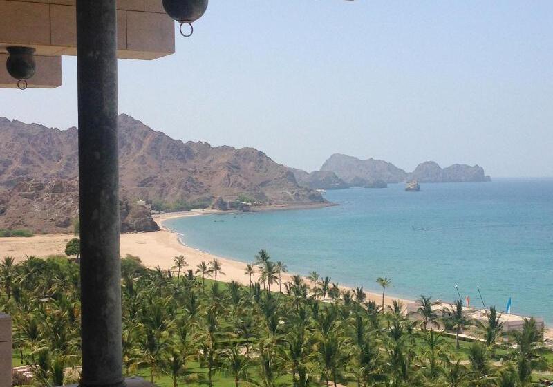 Президентский Люкс, Al Bustan Palace, A Ritzcarlton