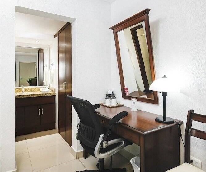 اتاق استاندارد با 2 تخت دوبل, Best Western Plus San Jorge