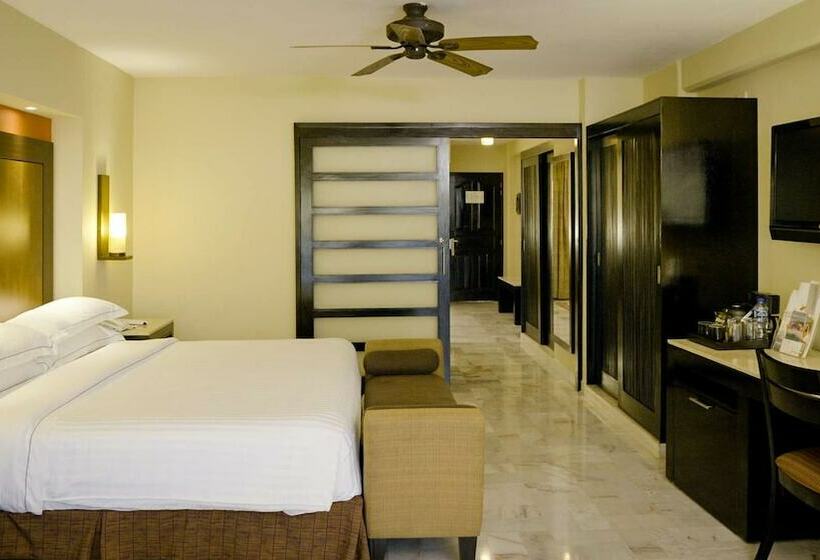 سوییت لوکس, Barcelo Puerto Vallarta  All Inclusive