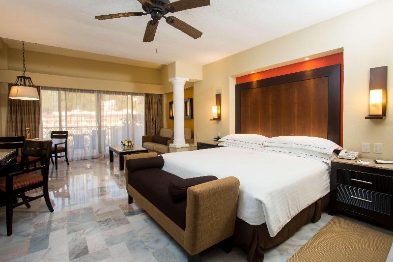 سوییت لوکس, Barcelo Puerto Vallarta  All Inclusive