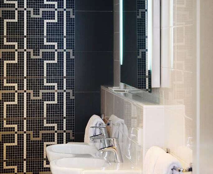디럭스 룸, Amrâth Hotel Ducasque